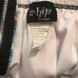 Wrapper Skirts - Women’s / junior size small print skirt 2 - hip Wrapper Skirts - Women’s / junior size small print skirt 2 - hip